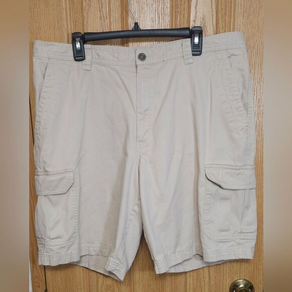 Columbia Omni-Shade Cargo Shorts - Men’s Size 38 - Khaki - Sun Protection - Picture 1 of 8